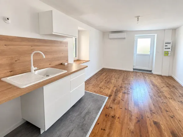 Petit Noir, Appartement T3 duplex