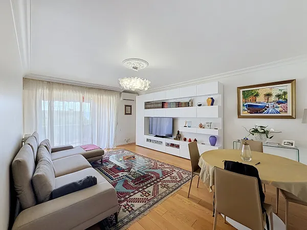 Appartement 90 m² avec grande terrasse et aperçu mer ? Résidence calme