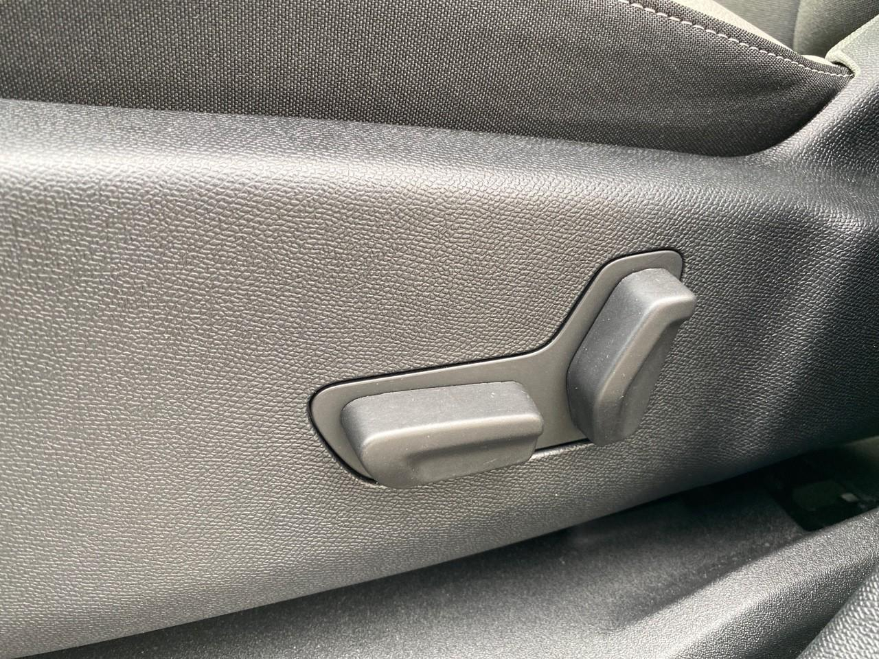 Citroën C5 Aircross hybrid 225ch shine pack e-eat8 — photo 19