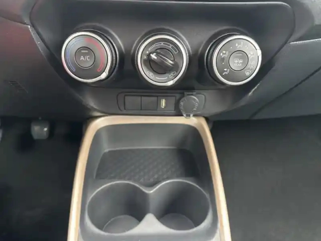 Toyota Aygo 1.0 vvt-i 72 design — photo 3