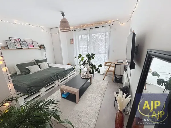 STUDIO BEAUSEJOUR/SAINTE THERESE