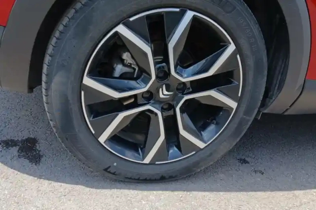 Citroën C4 e- 136 ch automatique — photo 15