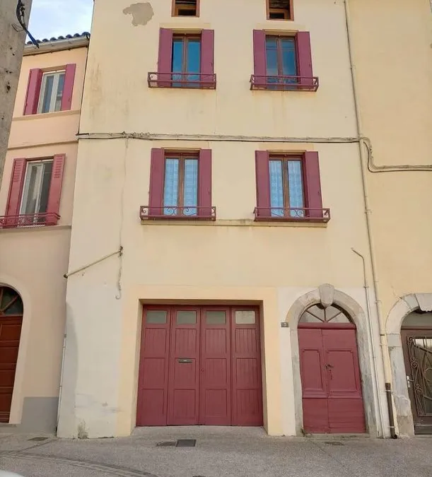 Photo 1