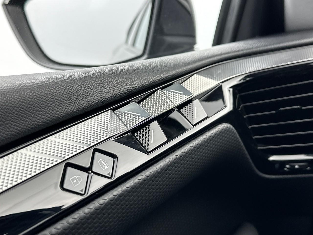 Ds Ds 4 puretech 130 eat8 trocadero — photo 17