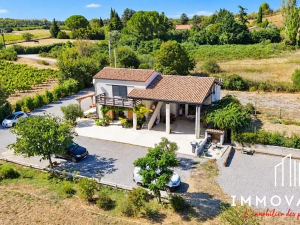Propriété de 159m² sur 1,7ha de terrain