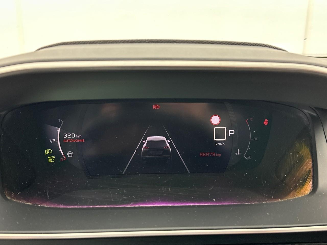 Peugeot 2008 puretech 130 s&s eat8 gt — photo 23