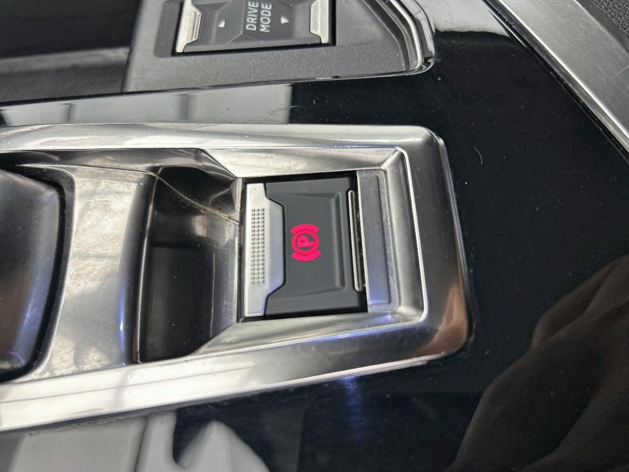 Peugeot 3008 hybrid 225 e-eat8 allure pack — photo 19
