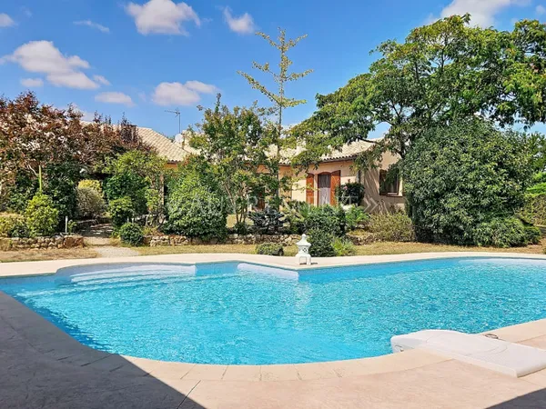 Maison 6 pièces 200 m²