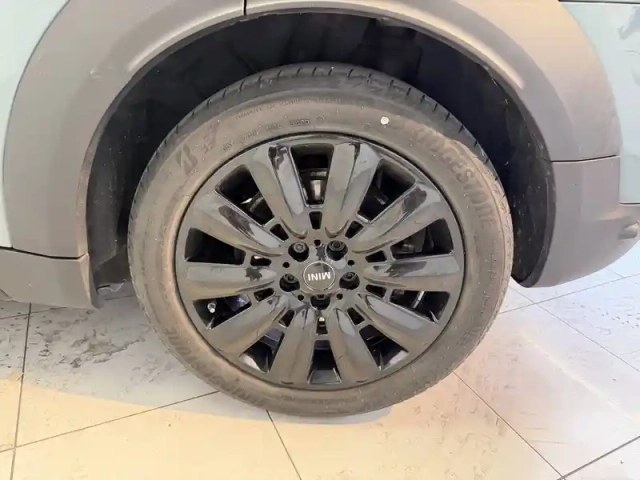 Mini Mini countryman 125 - 95 ch all4 bva6 — photo 9