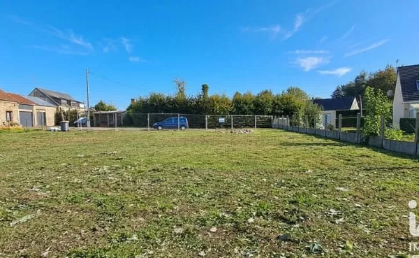 Terrain 1047 m²