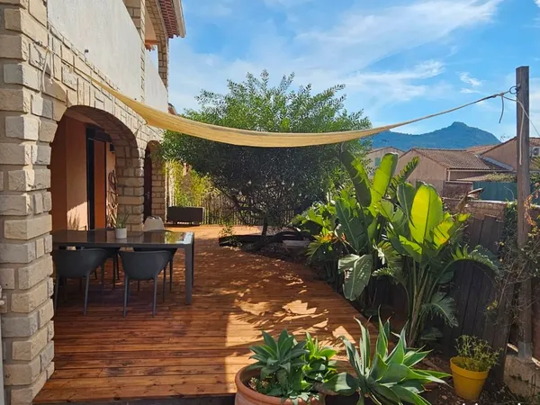 Rez de jardin dans villa