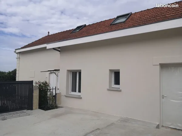 Maison de ville T4 meublée - Neuf entièrement rénové en plein centre ville du Haillan
