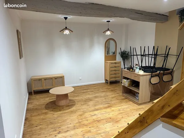 Studio duplex meublé centre Montrevault