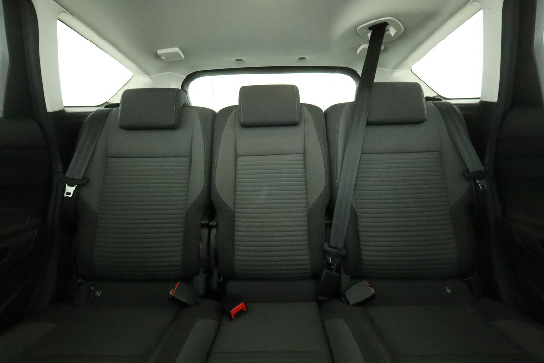 Ford C-Max 1.5 TDCi Titanium PowerShift — photo 14