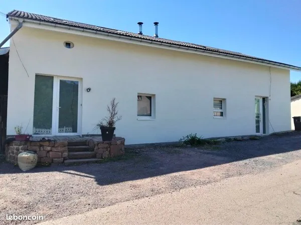 Maison de village rénovée,deux duplex indépendants