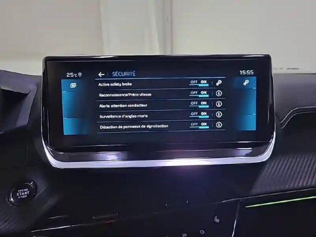 Peugeot 2008 puretech 155 s&amp;s eat8 — photo 25