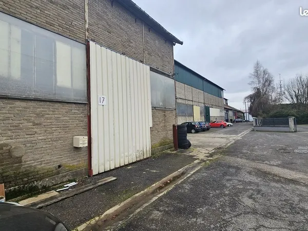 Local 325 m²