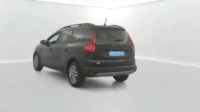 Dacia Jogger eco-g 100 7 places — photo 12