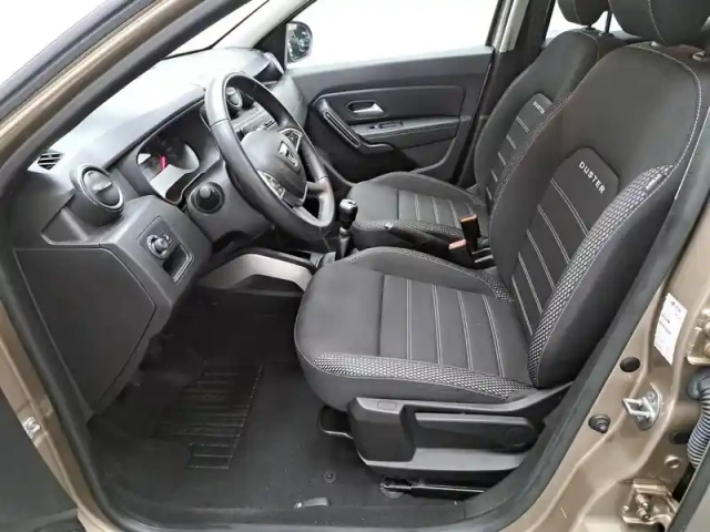 Dacia Duster blue dci 115 4x2 — photo 113