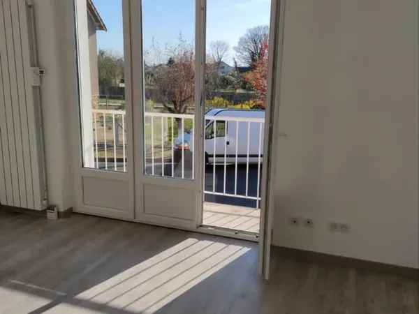 🏡 Appartement 70 m² entièrement rénové - Jardin, garage et grenier