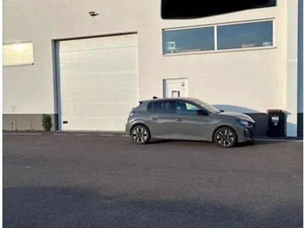 Local d’activité et entrepôt Location Erstein 200m² 1500€