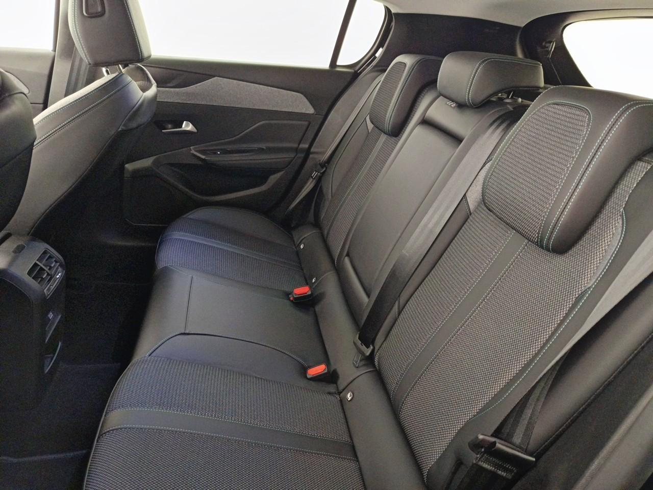 Peugeot 308 bluehdi 130ch s&s eat8 allure — photo 10