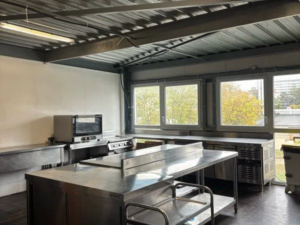 Dark kitchen