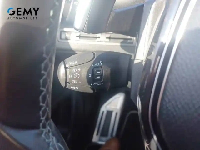 Peugeot 3008 puretech 180ch s&amp;s eat8 — photo 15