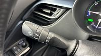 Toyota C-Hr 122h Edition 2WD E-CVT MY20 — photo 28