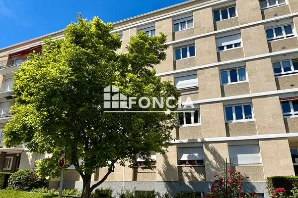 Appartement 4 pièces 76 m²