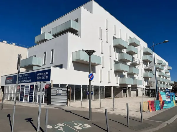 Local commercial 76 m²