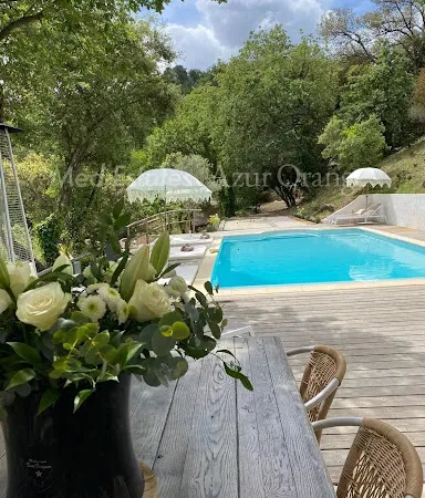 Villa 12 pièces 300 m²