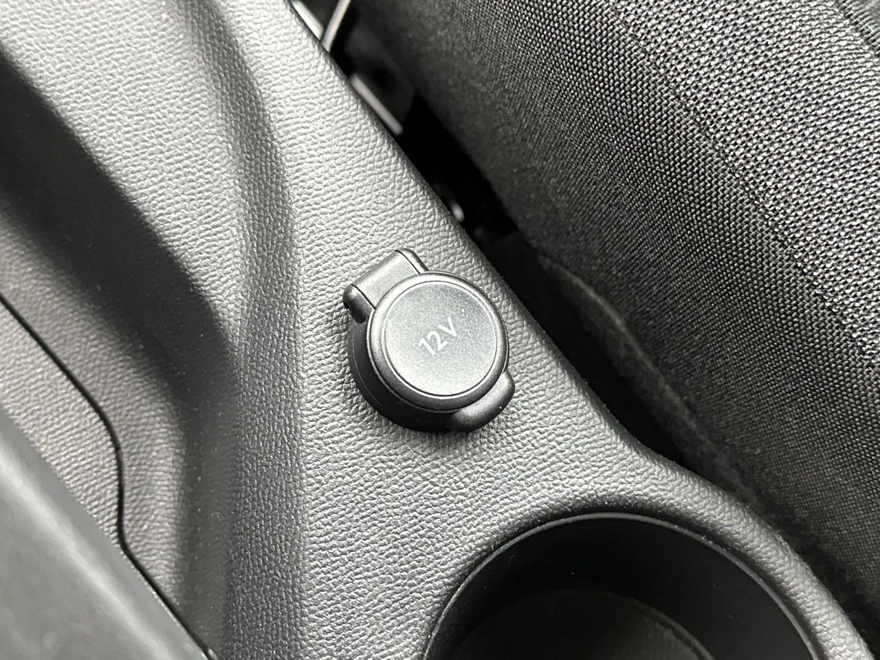 Peugeot 208 puretech 100 s&s bvm6 style — photo 29