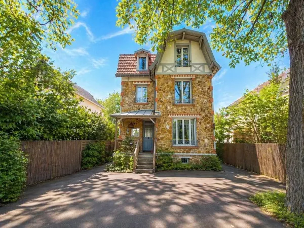 Maison 8 pièces