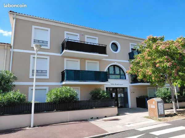 Particulier vend T3 très bon état 1ier étage avec ascenceur rue Elie Lourmet à Villenave d'Ornon (qu