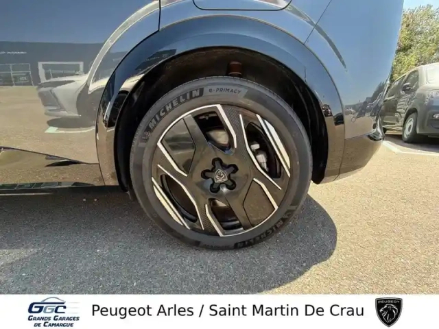 Peugeot 3008 electrique 325 ch 4x4 73 kwh — photo 11