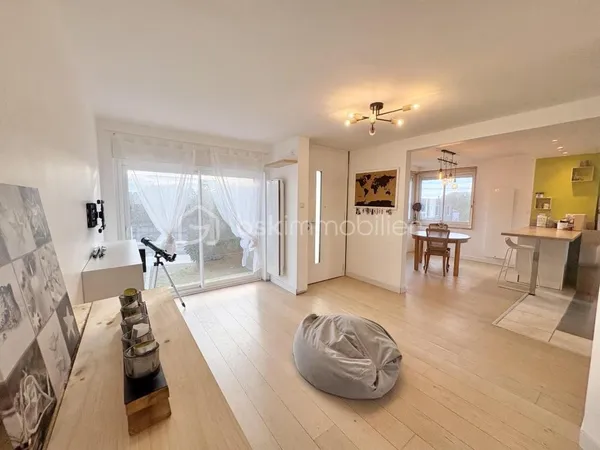 Maison rénovée - 3 chambres et jardin