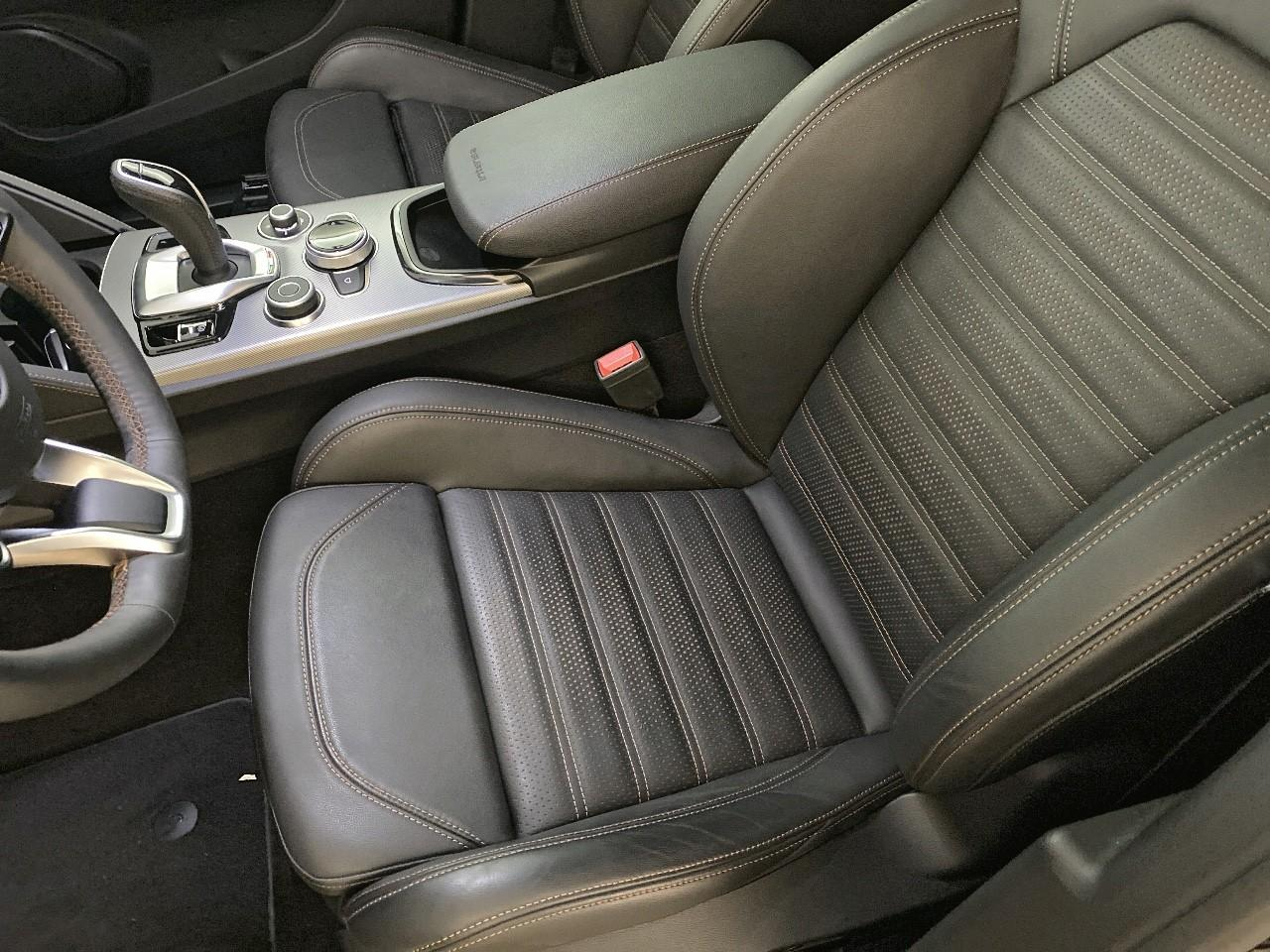 Alfa Romeo Stelvio 2.2 160 ch at8 intensa — photo 9