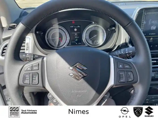 Suzuki S-Cross 1.4 boosterjet hybrid — photo 30