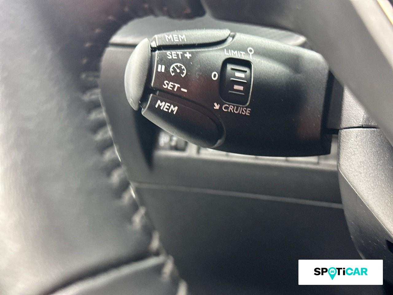 Peugeot 208 1.2 puretech 75ch s&s active — photo 19