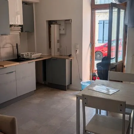 Maison de ville refaite a neuf 40 m² proche centre ville