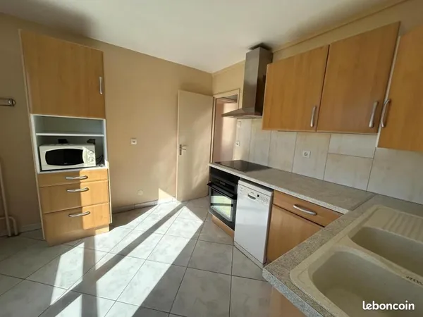 Appartement 4 pièces 77 m²