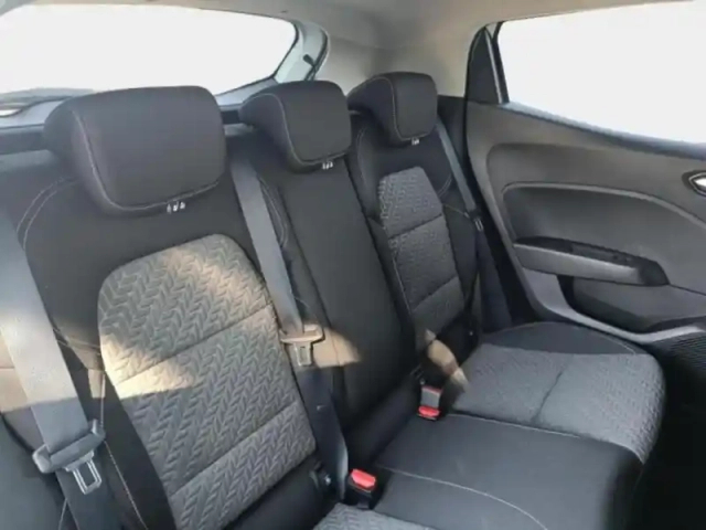 Renault Clio 1.0 tce 90ch evolution — photo 12