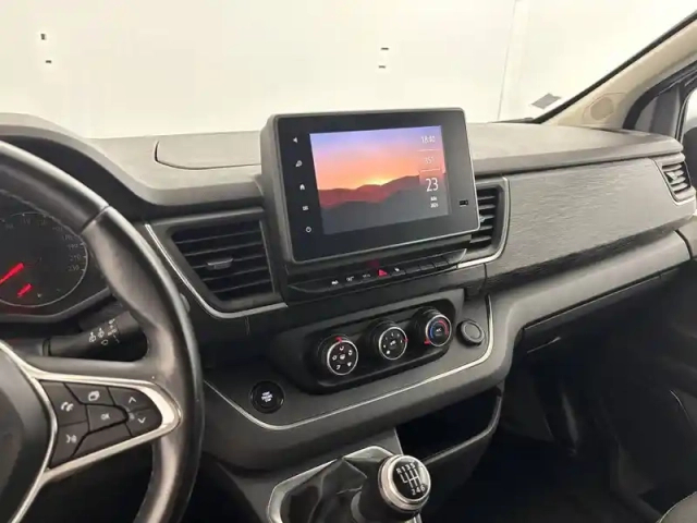 Renault Trafic l1 dci 150 energy s&amp;s — photo 26