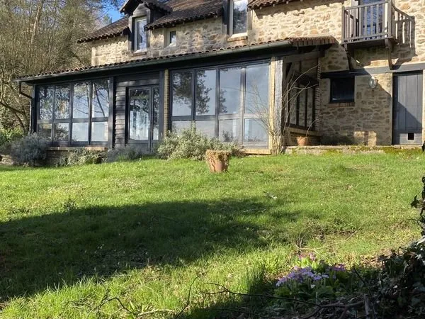 Propriété 5 pièces 140 m²