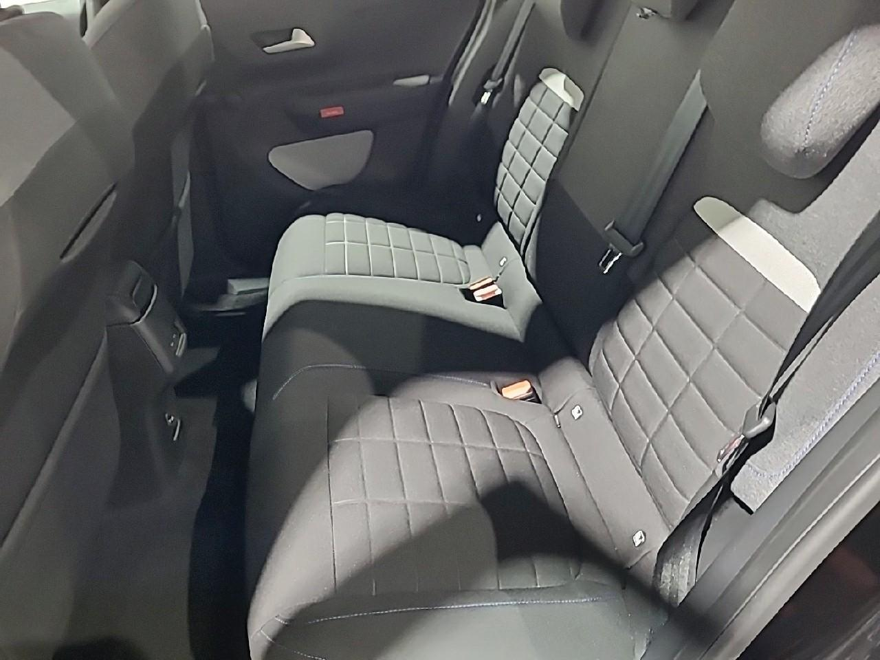 Citroën C3 e-c3 113 ch plus — photo 13