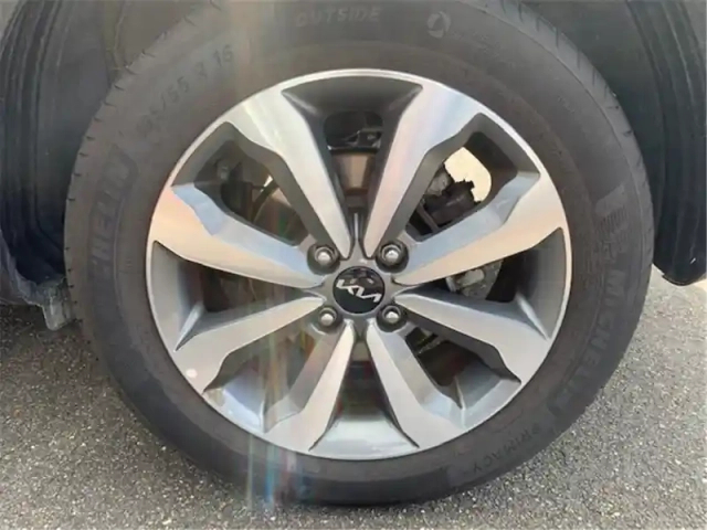 Kia Stonic 1.0 t-gdi 100 ch bvm6 — photo 24