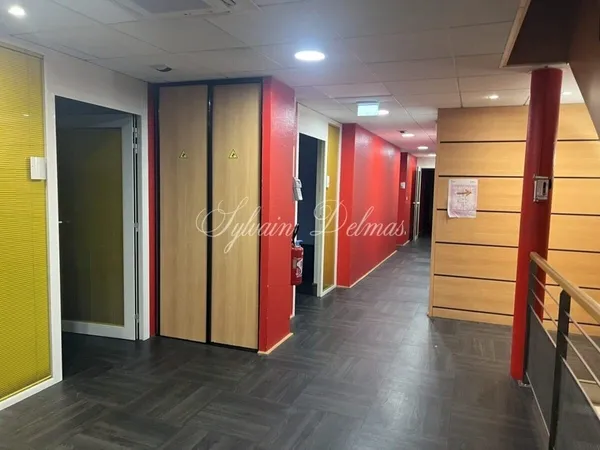 Immeuble 15 pièces 400 m²