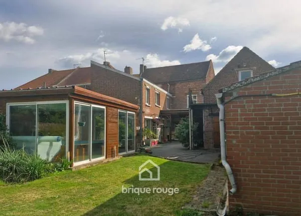 Maison 6 pièces 212 m²