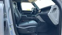 Land-Rover Defender 110 2.0 P400e XS Edition 2023 — photo 15